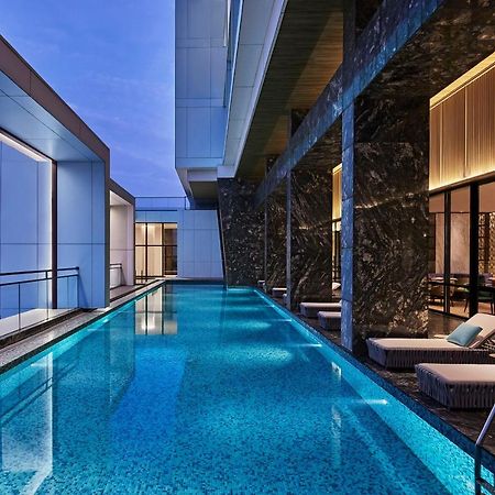 فندق Taj Wellington Mews شيناي المظهر الخارجي الصورة